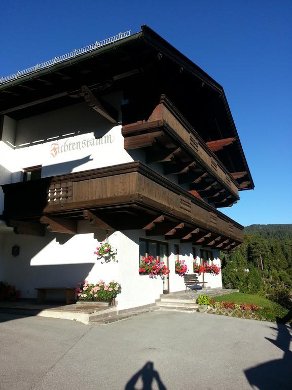 Haus Fichtenstamm ゼーフェルト・イン・チロル エクステリア 写真